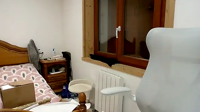 Madame Callie online show from 12.20.25