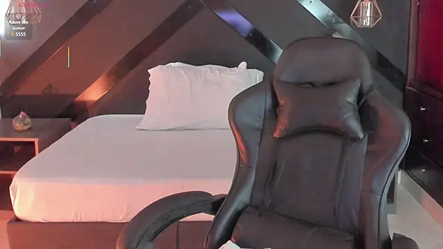 dark gotica online show from 02.04.26