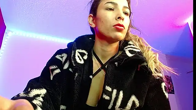 Snapshot of Niky_777 chatting on 03.20.25 Niky 777 online show from 03.20.25