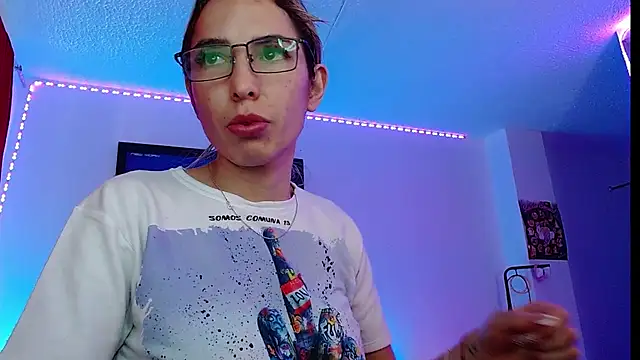 Snapshot of Niky_777 chatting on 09.11.25 Niky 777 online show from 09.11.25
