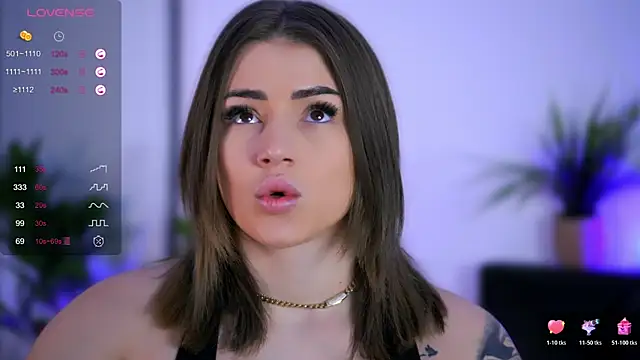 AishaCarter online show from 11.14.25