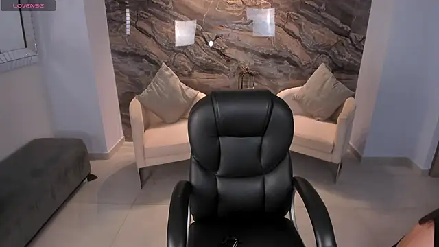 AlessiaCorleone  online show from 03.13.25