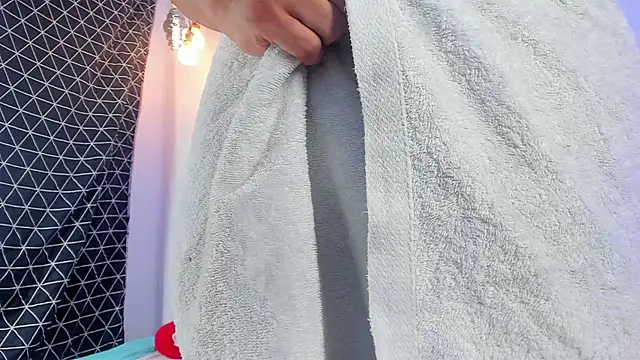 Juan Castano online show from 03.20.25