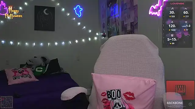 Snapshot of K4Li3Rxyzz chatting on 10.12.25 K4Li3Rxyzz online show from 10.12.25
