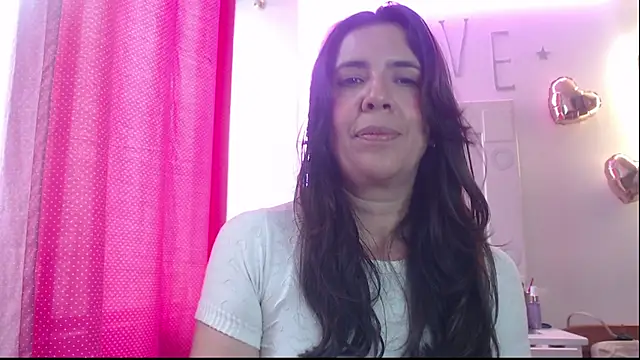 Victoria meester online show from 02.25.25