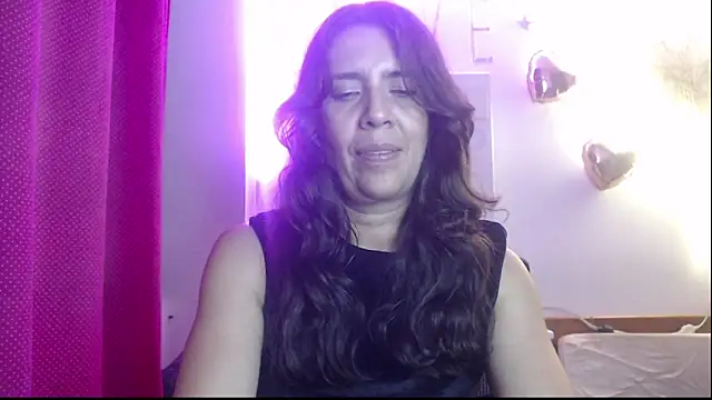 Victoria meester online show from 02.27.25