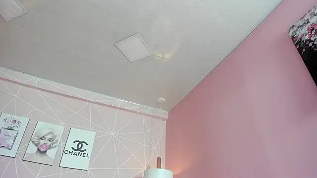 dolly zoe online show from 10.21.25