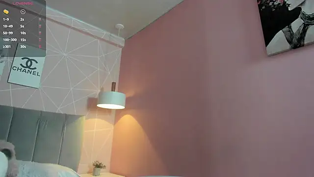 dolly zoe online show from 12.15.25