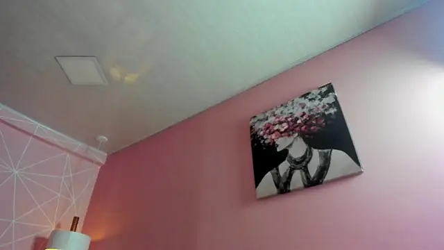 dolly zoe online show from 12.19.25