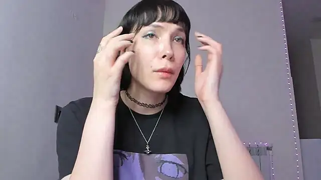 dollmore online show from 02.27.25