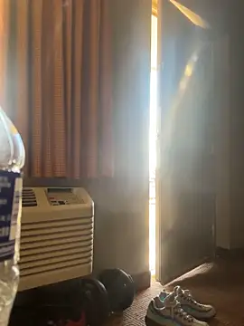 Stressreliever82 online show from 03.25.26