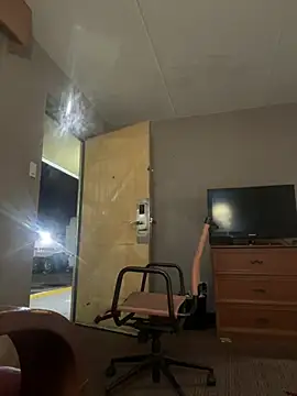 Stressreliever82 online show from 04.06.26