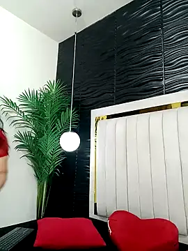 lucia vonne  online show from 01.22.25