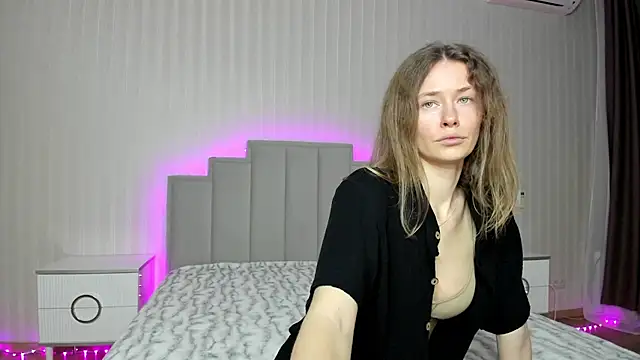 Snapshot of ooksiiii chatting on 02.03.25 ooksiiii online show from 02.03.25