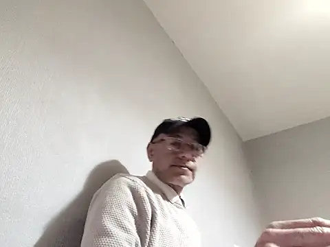 Snapshot of Your-real-doctor chatting on 01.15.26 Your-real-doctor online show from 01.15.26