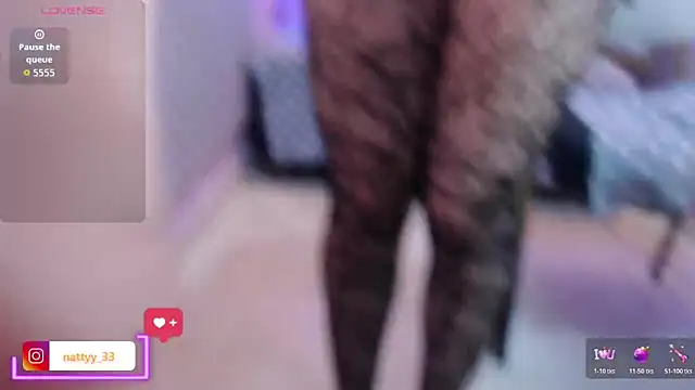 lili hott63 online show from 02.11.26