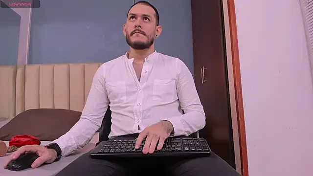 jeanpiere  online show from 11.06.25