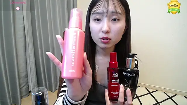 Snapshot of -yui_xx chatting on 03.13.25 -yui xx online show from 03.13.25