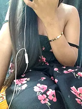 Snapshot of Roshni_98 chatting on 02.13.26 Roshni 98 online show from 02.13.26