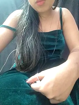 Snapshot of Roshni_98 chatting on 02.21.26 Roshni 98 online show from 02.21.26