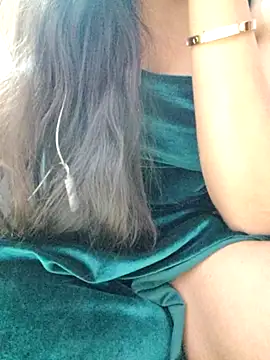Snapshot of Roshni_98 chatting on 03.24.26 Roshni 98 online show from 03.24.26