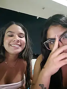 LarissaGaby01 online show from 03.21.25