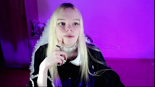 Snapshot of Emily_Nyaffee chatting on 01.23.25 Emily Nyaffee online show from 01.23.25