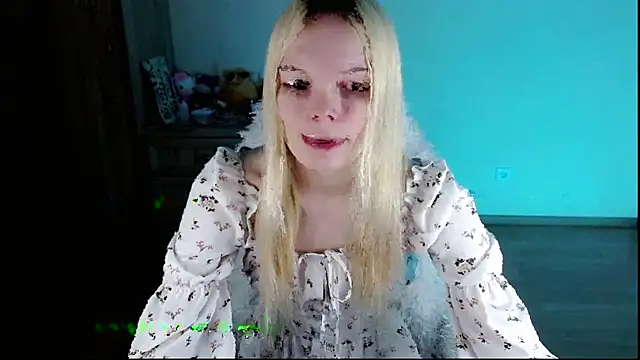 Snapshot of Emily_Nyaffee chatting on 02.08.25 Emily Nyaffee online show from 02.08.25