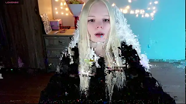 Snapshot of Emily_Nyaffee chatting on 02.27.25 Emily Nyaffee online show from 02.27.25