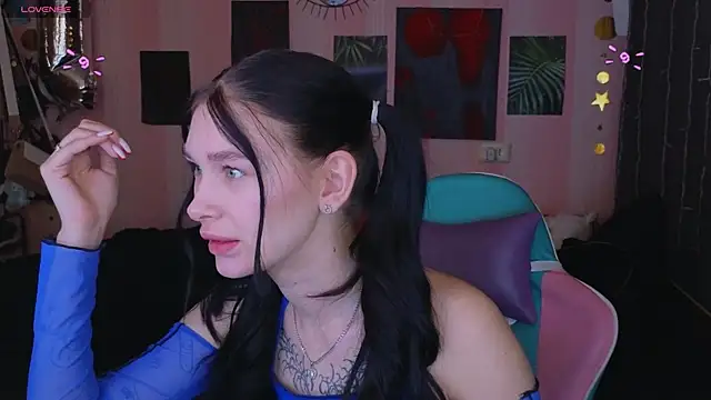 Amanda Tender online show from 03.19.25