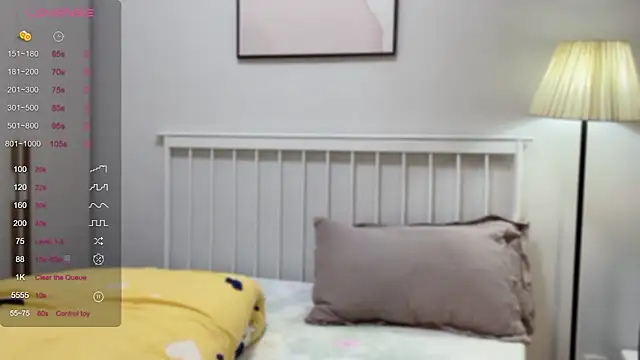 A-xena online show from 02.26.25