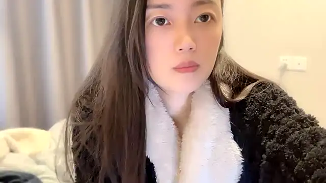 A-xena online show from 03.18.25