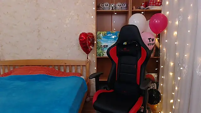 JuicyJess online show from 02.16.25