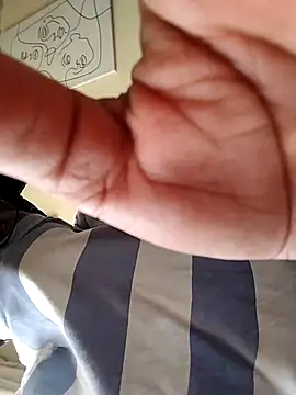 Snapshot of bbbu1 chatting on 09.22.25 bbbu1 online show from 09.22.25