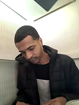 Snapshot of albert___corleone chatting on 12.12.24 albert corleone online show from 12.12.24