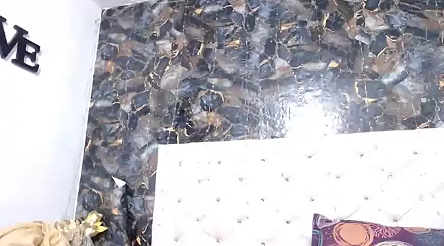 DesireDirtyTS   online show from 02.24.25