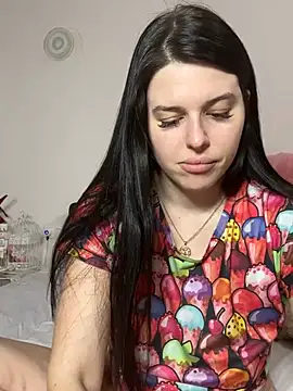 Annatrybebetter online show from 02.19.25