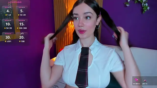 Snapshot of Kate_Amaretto_ chatting on 12.13.24 Kate Amaretto  online show from 12.13.24