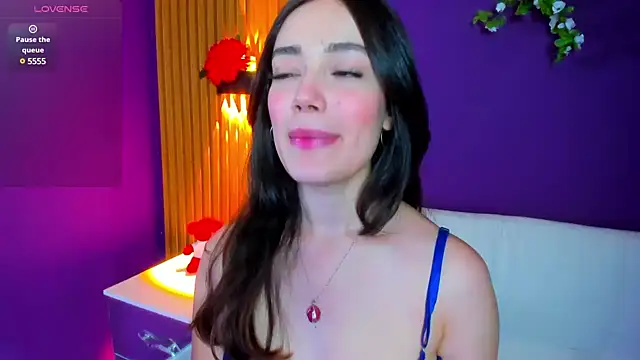 Snapshot of Kate_Amaretto_ chatting on 03.11.25 Kate Amaretto  online show from 03.11.25