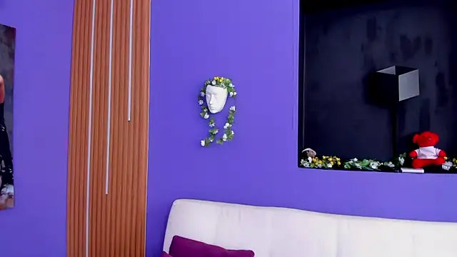 Snapshot of Kate_Amaretto_ chatting on 09.15.25 Kate Amaretto  online show from 09.15.25