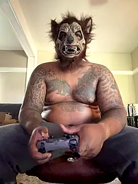 K1NGD916 online show from 10.31.25