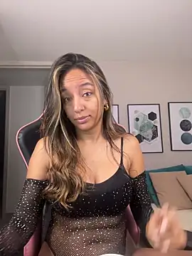 DianaHopson online show from 11.11.25