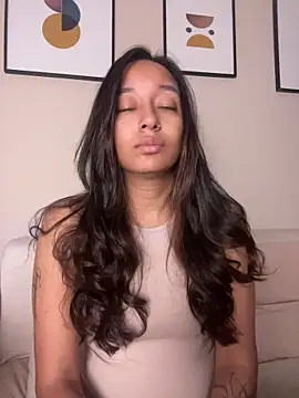 Snapshot of DianaHopson chatting on 07.17.26 DianaHopson online show from 07.17.26