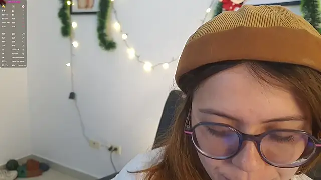Snapshot of irinasweet27 chatting on 12.11.24 irinasweet27 online show from 12.11.24