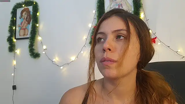 Snapshot of irinasweet27 chatting on 12.13.24 irinasweet27 online show from 12.13.24