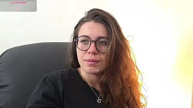 Snapshot of irinasweet27 chatting on 09.10.25 irinasweet27 online show from 09.10.25