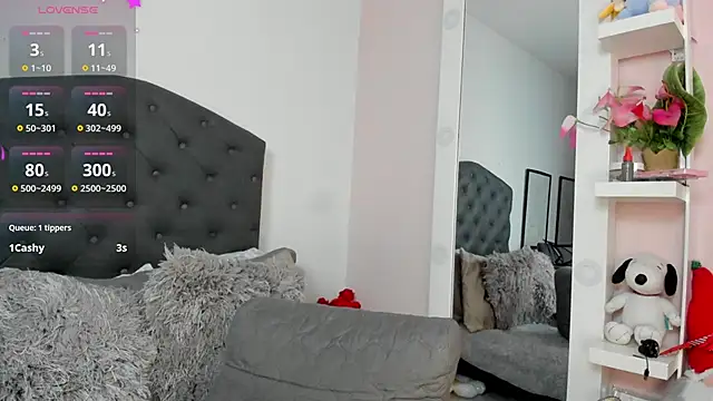 cutewhitneyr online show from 03.10.25