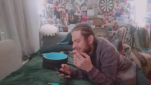 DownstairsSky online show from 03.18.25