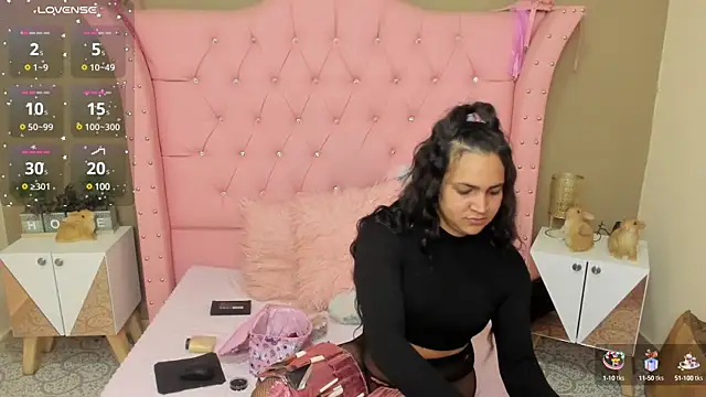 Andrys  online show from 01.11.25