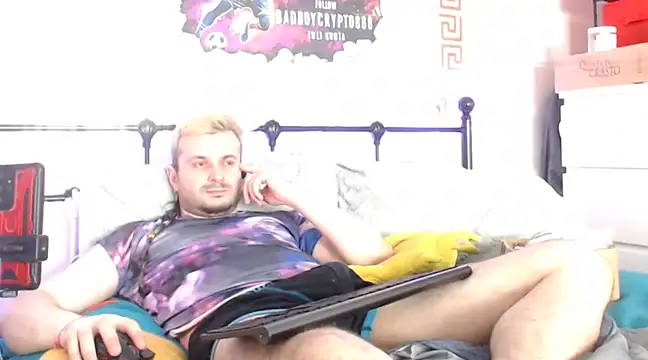 Snapshot of erotico69xxx chatting on 03.11.25 erotico69xxx online show from 03.11.25